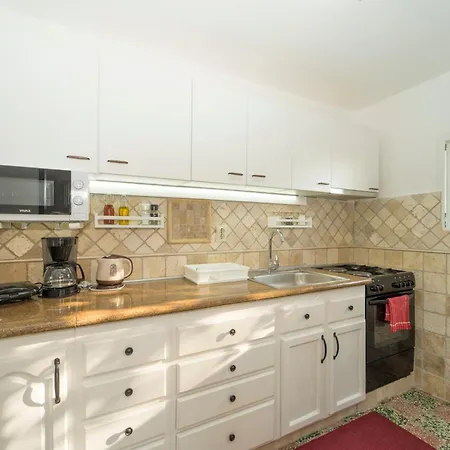 Vista Mare Apartment *
